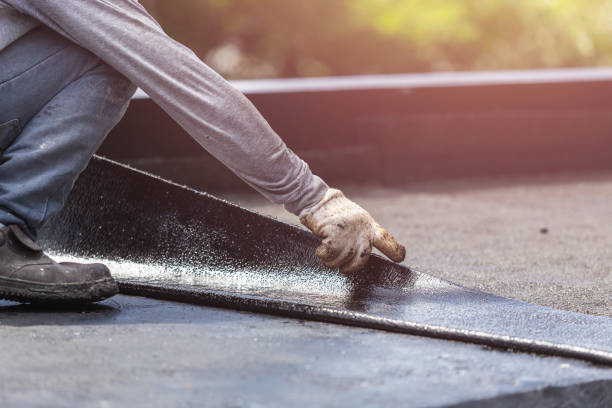Professional Crawl Space Encapsulation technician working in Northvale, NJ